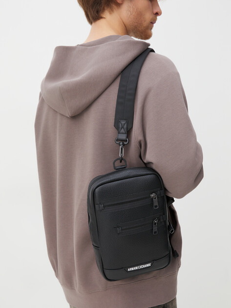 Мужской рюкзак ARMANI EXCHANGE, Артикул 952696, черный | 4081453. Ракурс 2