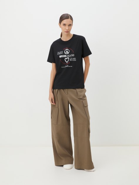 Женская футболка MO5CH1NO JEANS PAINTER, Артикул 0707 FW24, черный | 4082114. Ракурс 2