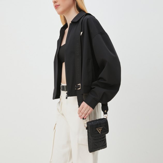 Женская сумка для смартфона GUESS LATONA FLAP CHIT CHAT, Артикул HWQG9211810, черный | 4082260. Ракурс 2