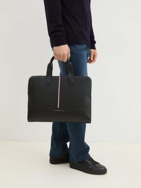 Мужская сумка для ноутбука TOMMY HILFIGER TH CENTRAL SLIM COMPUTER BAG, Артикул AM0AM11781, черный | 4085933. Ракурс 2 Мужская сумка для ноутбука TOMMY HILFIGER TH CENTRAL SLIM COMPUTER BAG, Артикул AM0AM11781, черный | 4085933. Ракурс 2