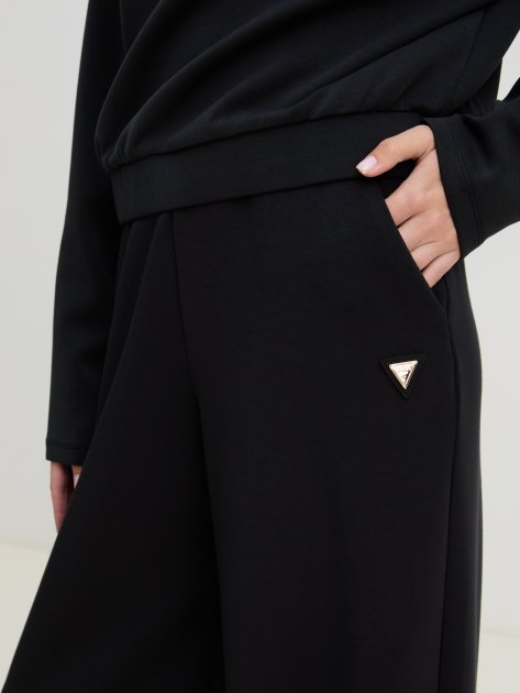 Женские брюки GUESS OLYMPE WIDE LEG PANTS, Артикул V4YB07KCAY2, черный | 4089837. Ракурс 3