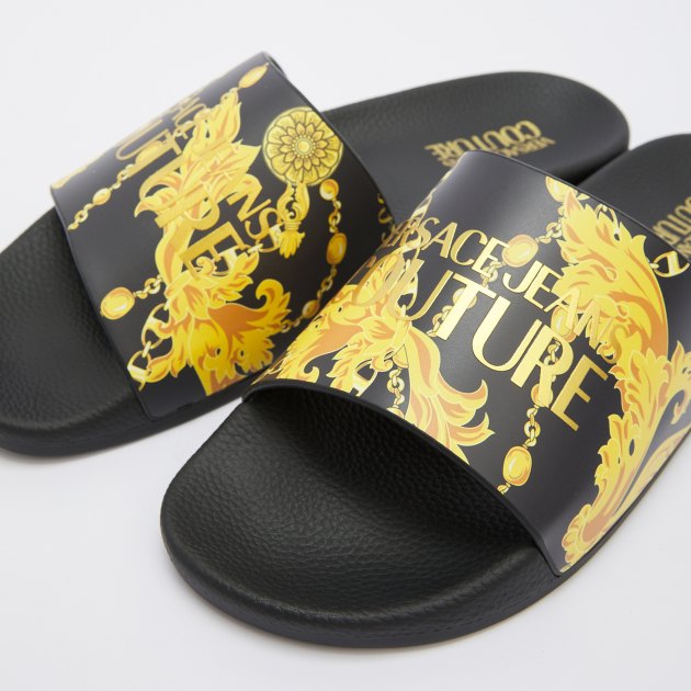 Мужские сланцы VERSACE JEANS COUTURE SLIDE, Артикул 77YA3SQ4, черный | 4091992. Ракурс 6 Мужские сланцы VERSACE JEANS COUTURE SLIDE, Артикул 77YA3SQ4, черный | 4091992. Ракурс 6