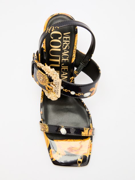 Босоножки VERSACE JEANS COUTURE EMILY, Артикул 77VA3S71, черный | 4092009. Ракурс 5 Босоножки VERSACE JEANS COUTURE EMILY, Артикул 77VA3S71, черный | 4092009. Ракурс 5