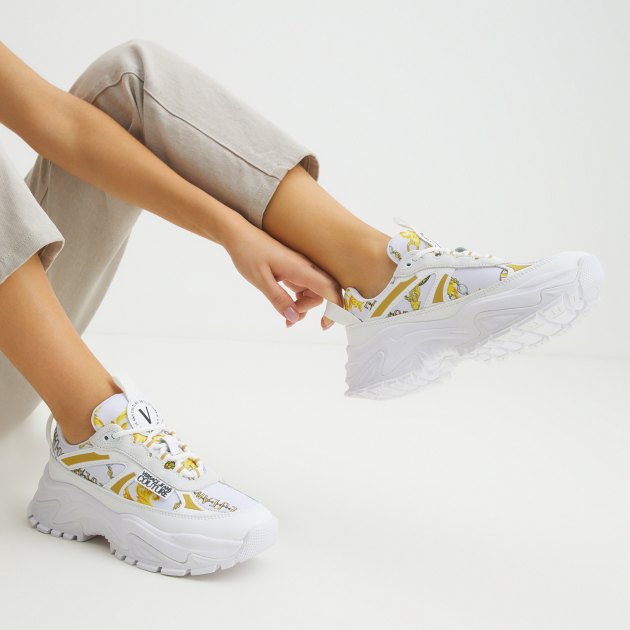 Женские кроссовки VERSACE JEANS COUTURE HIKER, Артикул 77VA3SVG, белый | 4092011. Ракурс 2 Женские кроссовки VERSACE JEANS COUTURE HIKER, Артикул 77VA3SVG, белый | 4092011. Ракурс 2