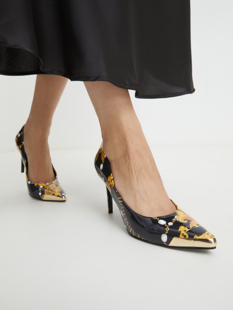 Женские туфли VERSACE JEANS COUTURE SCARLETT, Артикул 77VA3S50, черный | 4092023. Ракурс 7 Женские туфли VERSACE JEANS COUTURE SCARLETT, Артикул 77VA3S50, черный | 4092023. Ракурс 7