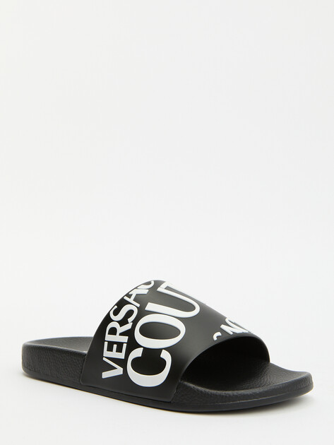 Женские сланцы VERSACE JEANS COUTURE SHELLY, Артикул 77VA3SQ1, черный | 4092026. Ракурс 3 Женские сланцы VERSACE JEANS COUTURE SHELLY, Артикул 77VA3SQ1, черный | 4092026. Ракурс 3