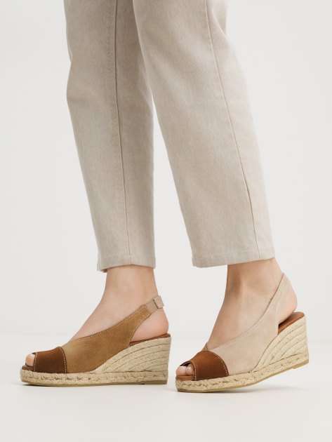 Босоножки LA MAISON DE L'ESPADRILLE, Артикул RV815, светло-коричневый | 4096400. Ракурс 2 Босоножки LA MAISON DE L'ESPADRILLE, Артикул RV815, светло-коричневый | 4096400. Ракурс 2