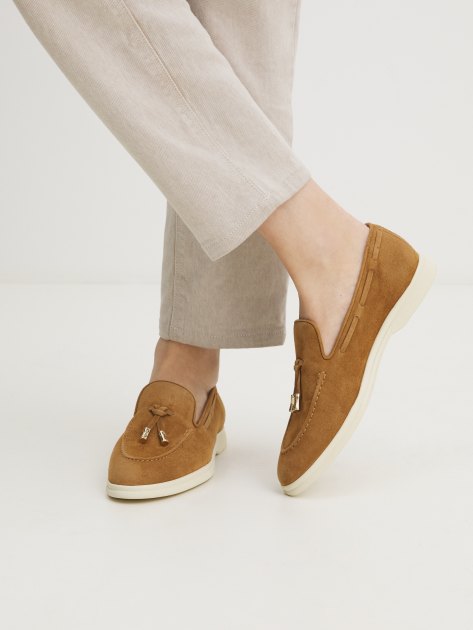 Женские лоферы GUESS ARYA, Артикул FLTARASUE14, светло-коричневый | 4097291. Ракурс 2 Женские лоферы GUESS ARYA, Артикул FLTARASUE14, светло-коричневый | 4097291. Ракурс 2