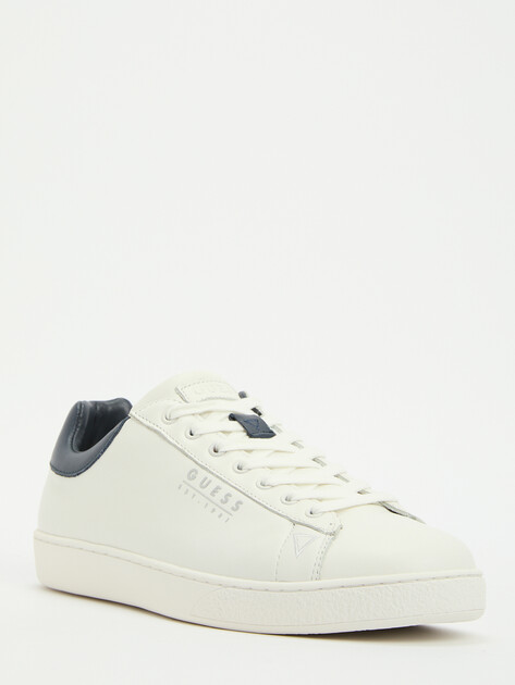 Мужские кеды GUESS NOLA, Артикул FMTNOLFAB12, белый | 4100374. Ракурс 3