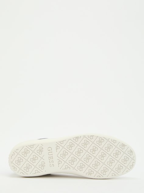 Мужские кеды GUESS NOLA, Артикул FMTNOLFAB12, белый | 4100374. Ракурс 4