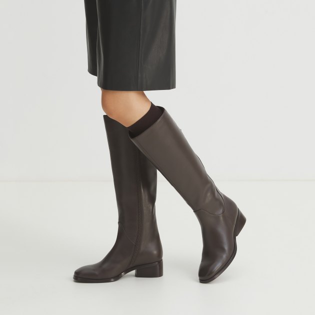 Женские сапоги TENDANCE, Артикул PZ230316-12, темно-коричневый | 4106088. Ракурс 2