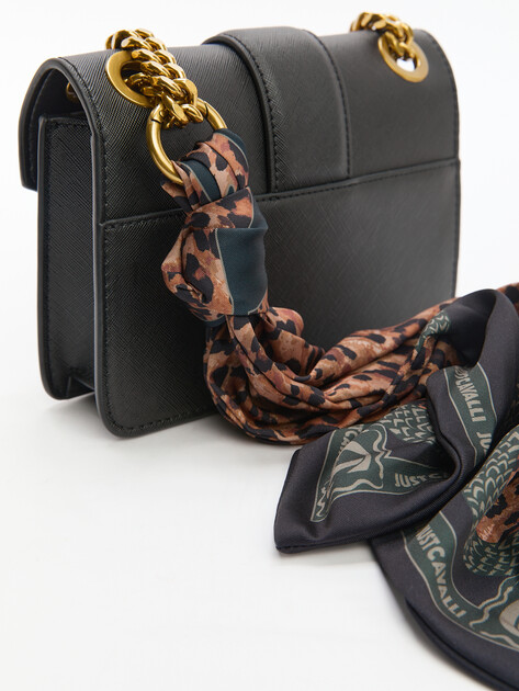 Кросс-боди JUST CAVALLI JC FOULARD ICONIC LEOPARD, Артикул 77RA4BI2, черный | 4107694. Ракурс 3 Кросс-боди JUST CAVALLI JC FOULARD ICONIC LEOPARD, Артикул 77RA4BI2, черный | 4107694. Ракурс 3