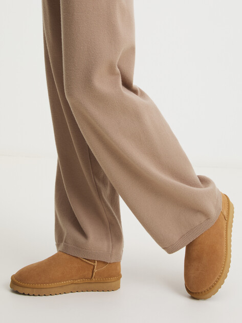 Женские угги LIU∙JO JIL 01, Артикул SA4053, темно-бежевый | 4116722. Ракурс 2