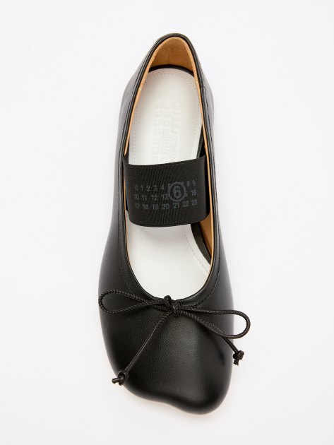 Балетки мэри-джейн MM6 MAISON MARGIELA, Артикул S59WZ0099, черный | 4122720. Ракурс 5 Балетки мэри-джейн MM6 MAISON MARGIELA, Артикул S59WZ0099, черный | 4122720. Ракурс 5