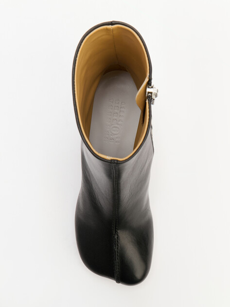 Женские ботильоны MM6 MAISON MARGIELA, Артикул S59WU0249, черный | 4122754. Ракурс 5 Женские ботильоны MM6 MAISON MARGIELA, Артикул S59WU0249, черный | 4122754. Ракурс 5