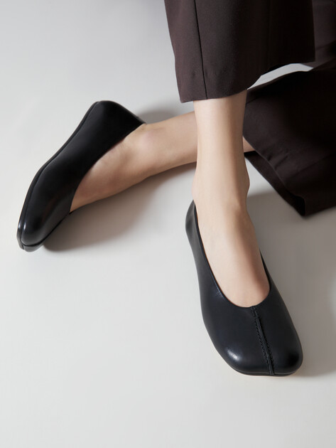 Балетки MM6 MAISON MARGIELA, Артикул S59WZ0097, черный | 4122764. Ракурс 2