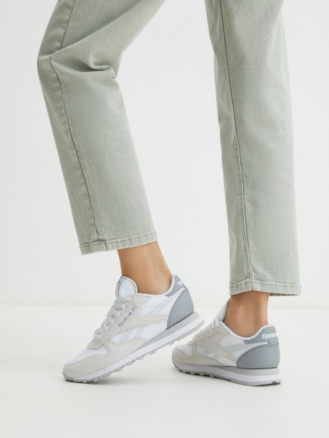 Женские кроссовки REEBOK CLASSIC LEATHER, Артикул CLASSIC LEATHER, светло-серый | 4123667. Ракурс 2