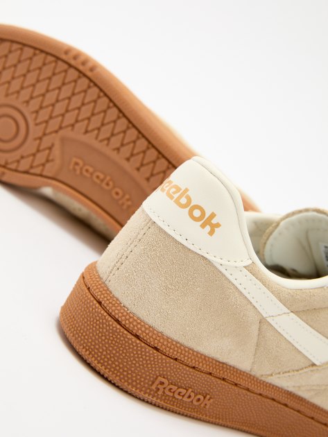 Женские кеды REEBOK CLUB C GROUNDS UK, Артикул CLUB C GROUNDS UK, серо-бежевый | 4123695. Ракурс 6