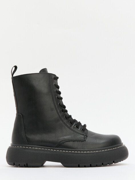 Женские ботинки PEPE JEANS YOKO YOUNG, Артикул PLS50560, черный | 4135727. Ракурс 3 Женские ботинки PEPE JEANS YOKO YOUNG, Артикул PLS50560, черный | 4135727. Ракурс 3