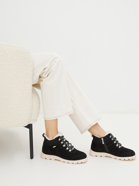 Женские ботинки CAPRICE KAIA, Артикул 9-9-26204-43, черный | 4147283. Ракурс 2