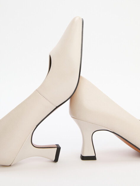 Женские туфли MARCO TOZZI NOSCA, Артикул 2-2-22461-41, молочно-белый | 4161454. Ракурс 6 Женские туфли MARCO TOZZI NOSCA, Артикул 2-2-22461-41, молочно-белый | 4161454. Ракурс 6