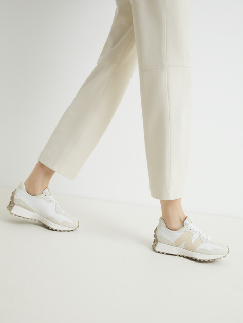 Женские кроссовки NEW BALANCE 327, Артикул WS327, молочно-бежевый | 4169532. Ракурс 2