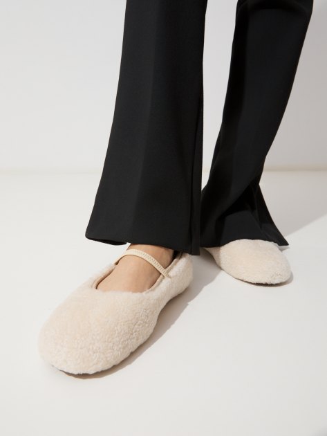 Женские балетки мэри-джейн TENDANCE, Артикул YS-38158A-1, светло-бежевый | 4177586. Ракурс 2