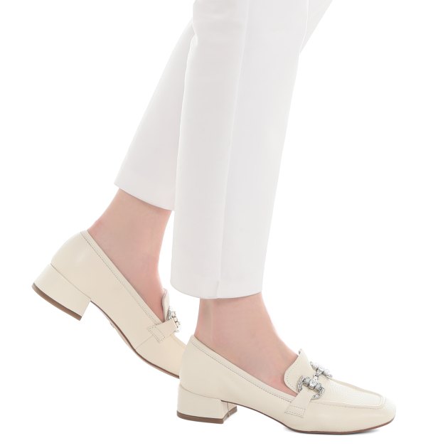 Женские туфли TAMARIS ALMIRA, Артикул 1-24310-42 (K), молочно-белый | 4182549. Ракурс 4