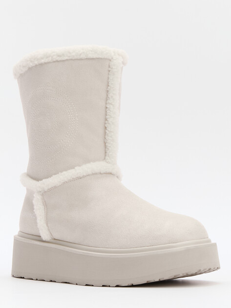 Женские угги VALENTINO KIRA, Артикул 91K1302SYN, молочно-бежевый | 4202705. Ракурс 2 Женские угги VALENTINO KIRA, Артикул 91K1302SYN, молочно-бежевый | 4202705. Ракурс 2