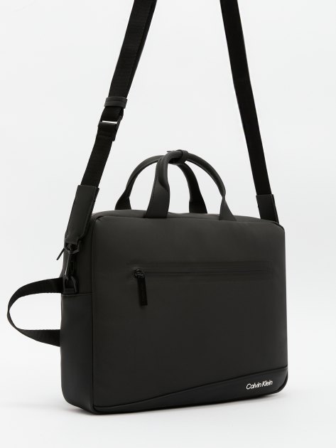 Мужская сумка для ноутбука CALVIN KLEIN RUBBERIZED CONV LAPT, Артикул K50K511712, черный | 4213628. Ракурс 2 Мужская сумка для ноутбука CALVIN KLEIN RUBBERIZED CONV LAPT, Артикул K50K511712, черный | 4213628. Ракурс 2