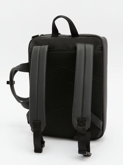 Мужская сумка для ноутбука CALVIN KLEIN RUBBERIZED CONV LAPT, Артикул K50K511712, черный | 4213628. Ракурс 4 Мужская сумка для ноутбука CALVIN KLEIN RUBBERIZED CONV LAPT, Артикул K50K511712, черный | 4213628. Ракурс 4
