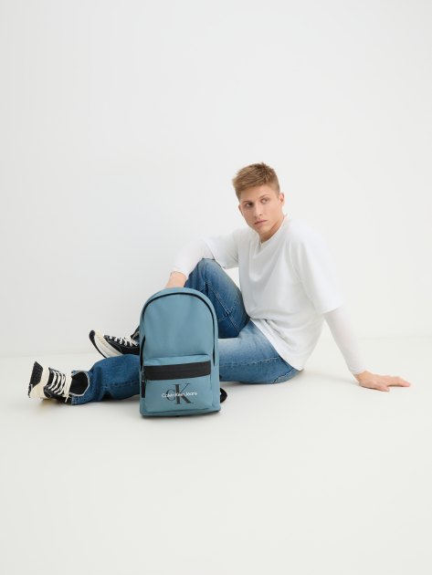 Мужской рюкзак CALVIN KLEIN JEANS CKJ SPORT ESSENTIALS CAMPUS BP, Артикул K50K511100, серо-голубой | 4213664. Ракурс 7