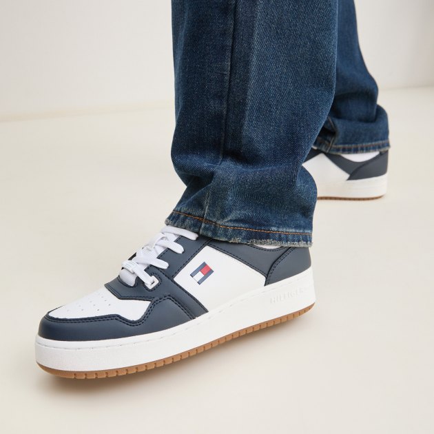 Мужские кеды TOMMY HILFIGER KRANE, Артикул KRANE, темно-синий | 4216093. Ракурс 2 Мужские кеды TOMMY HILFIGER KRANE, Артикул KRANE, темно-синий | 4216093. Ракурс 2