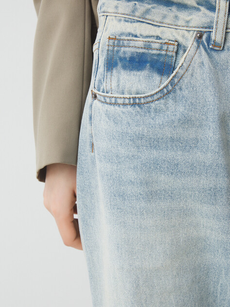 Женские джинсы клеш MAISON DAVID, Артикул QL-23-02, светло-голубой | 4218770. Ракурс 3