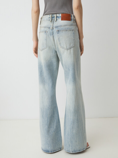 Женские джинсы клеш MAISON DAVID, Артикул QL-23-02, светло-голубой | 4218770. Ракурс 4
