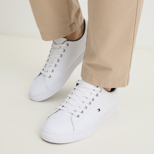 Essential sneaker tommy hilfiger 2025