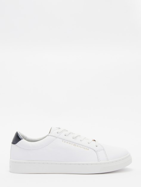 Женские кеды TOMMY HILFIGER ESSENTIAL SNEAKER, Артикул FW0FW03682, белый | 4224434. Ракурс 3 Женские кеды TOMMY HILFIGER ESSENTIAL SNEAKER, Артикул FW0FW03682, белый | 4224434. Ракурс 3