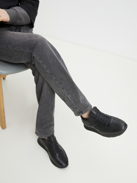 Мужские кроссовки LLOYD ALLARY, Артикул ALLARY FW24, черный | 4225513. Ракурс 2 Мужские кроссовки LLOYD ALLARY, Артикул ALLARY FW24, черный | 4225513. Ракурс 2
