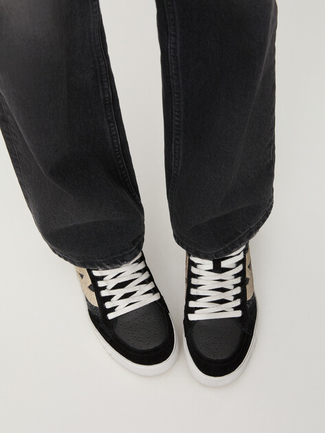 Женские кеды ASH MOONLIGHT, Артикул MOONLIGHT, черный | 4228474. Ракурс 2