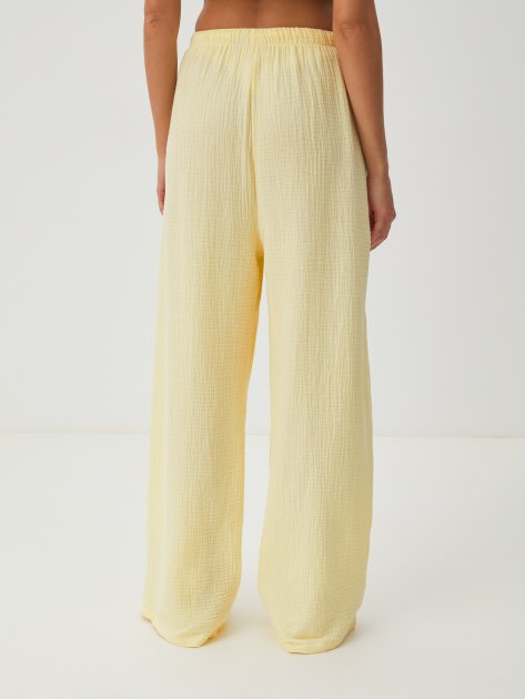Женские широкие брюки из муслина MAISON DAVID, Артикул BLN920, сливочный | 4235439. Ракурс 4