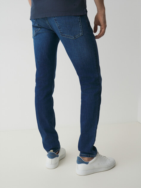 Мужские джинсы PEPE JEANS HATCH, Артикул PM206322HN0, синий | 4238711. Ракурс 4 Мужские джинсы PEPE JEANS HATCH, Артикул PM206322HN0, синий | 4238711. Ракурс 4