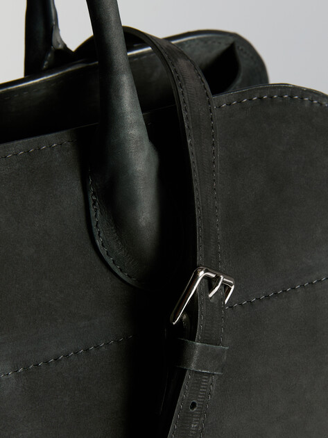 Женский тоут CALZETTI, Артикул ASHLEY MAXI, черный | 4250307. Ракурс 4 Женский тоут CALZETTI, Артикул ASHLEY MAXI, черный | 4250307. Ракурс 4