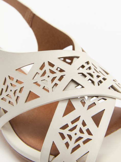 Босоножки TAMARIS TIARA, Артикул 1-28252-42 (K), белый | 4250315. Ракурс 6 Босоножки TAMARIS TIARA, Артикул 1-28252-42 (K), белый | 4250315. Ракурс 6