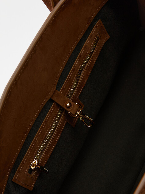 Женский тоут CALZETTI ASHLEY MAXI, Артикул ASHLEY MAXI, коричневый | 4250319. Ракурс 6 Женский тоут CALZETTI ASHLEY MAXI, Артикул ASHLEY MAXI, коричневый | 4250319. Ракурс 6