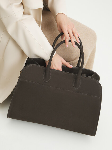 Женский тоут CALZETTI, Артикул ASHLEY MAXI, шоколадный | 4250322. Ракурс 2 Женский тоут CALZETTI, Артикул ASHLEY MAXI, шоколадный | 4250322. Ракурс 2