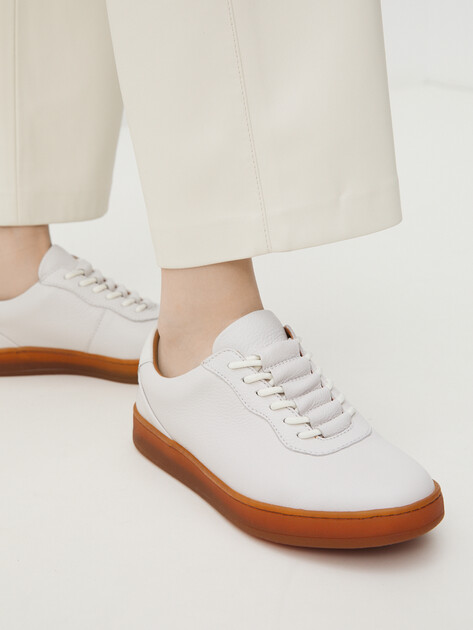 Женские кеды MAISON DAVID, Артикул TM3075F-18, молочно-белый | 4250649. Ракурс 2