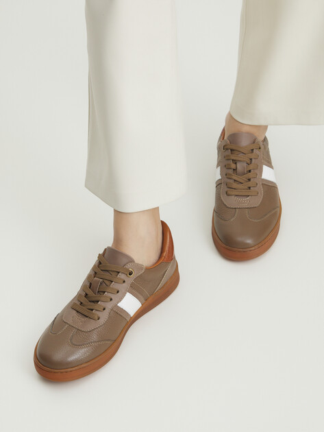 Женские кеды MAISON DAVID, Артикул TM3075F-16, бежево-коричневый | 4250686. Ракурс 7