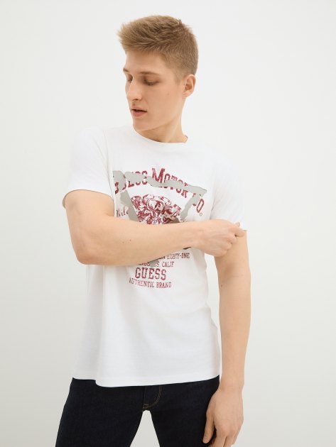Мужская футболка GUESS SS CN TRIANGLE PRINT AND PATCH, Артикул M4RI20K8FQ4, белый | 4251519. Ракурс 5 Мужская футболка GUESS SS CN TRIANGLE PRINT AND PATCH, Артикул M4RI20K8FQ4, белый | 4251519. Ракурс 5