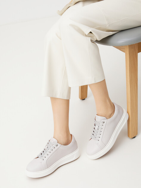 Женские кеды MAISON DAVID, Артикул TM3232F-2, светло-серый | 4254456. Ракурс 2