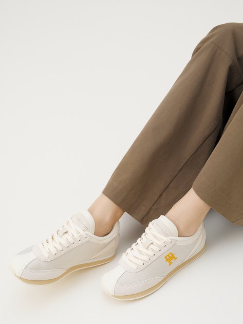 Женские кроссовки TOMMY HILFIGER, Артикул FW0FW07892(K), серо-бежевый | 4256422. Ракурс 2 Женские кроссовки TOMMY HILFIGER, Артикул FW0FW07892(K), серо-бежевый | 4256422. Ракурс 2